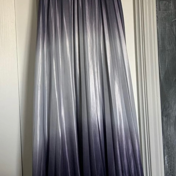 Prom Dress - Picture 2 of 4